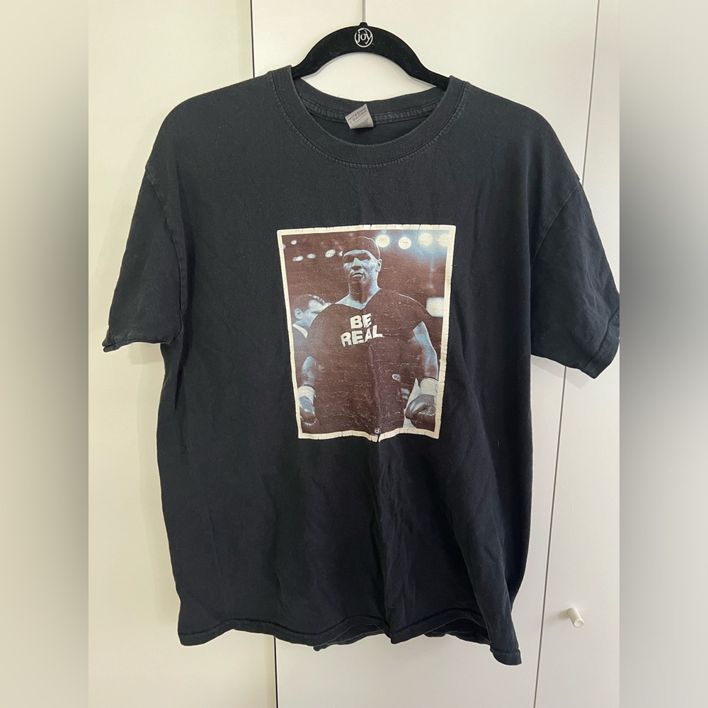 Mike Tyson graphic tshirt. Size “large” fits like medium